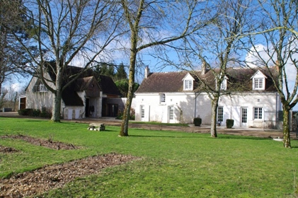 Pierre Aux Jardins Manthelan