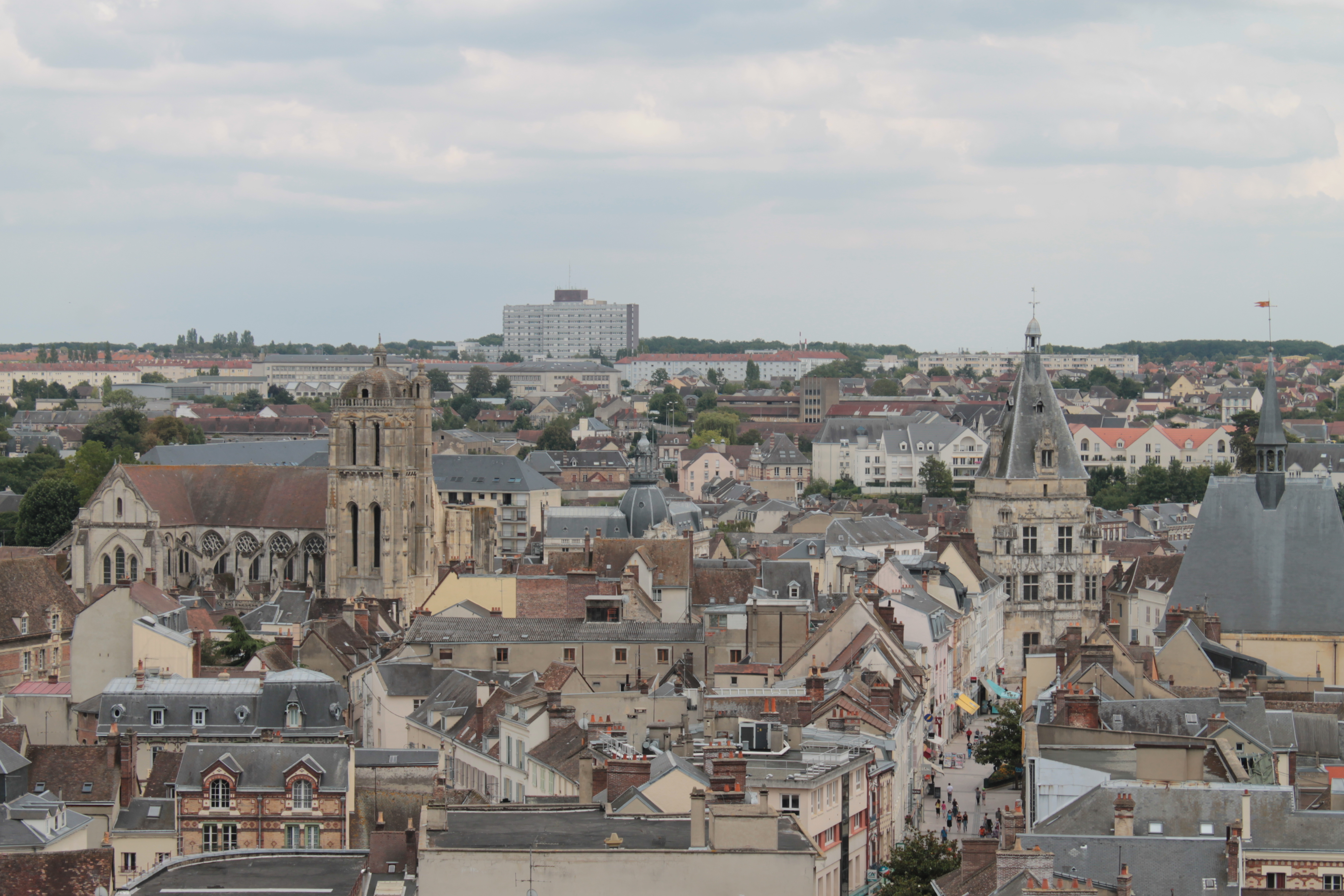 Pyramide Paysage Dreux
