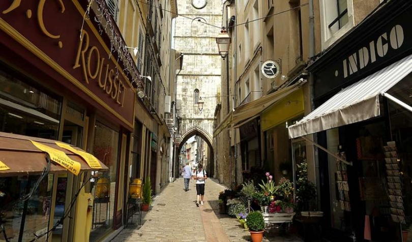 Gilles Apt