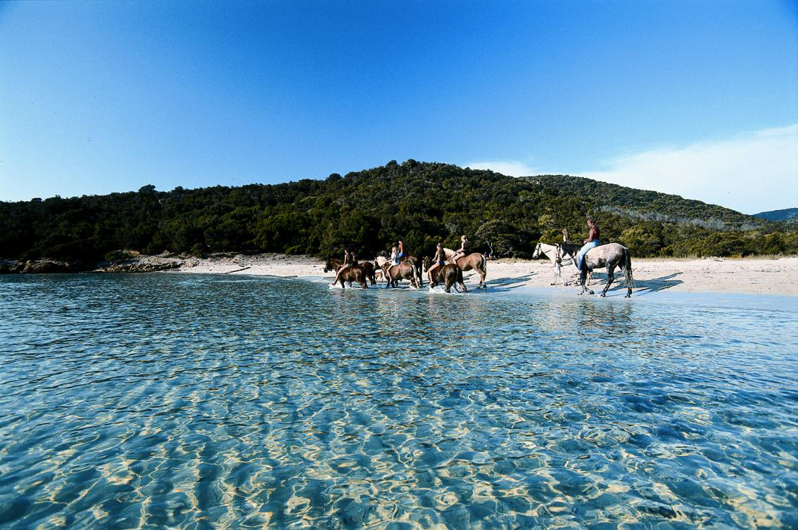 Anne Beaugrand-Siros Porto-Vecchio