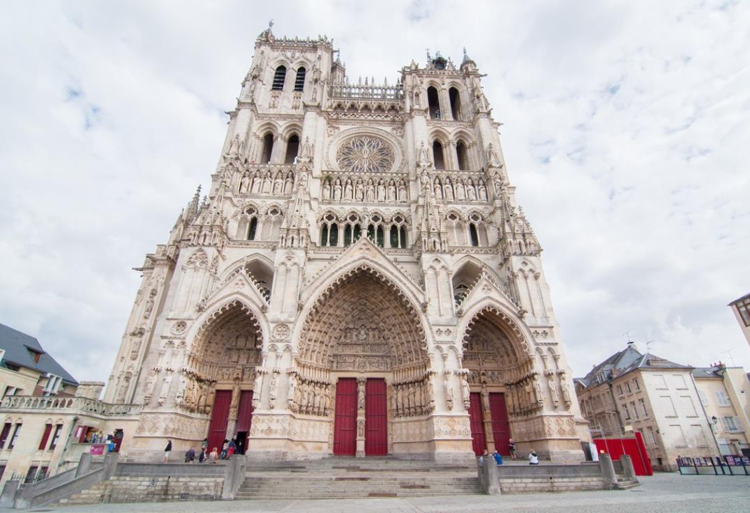 NETTE SEPULTURE Amiens